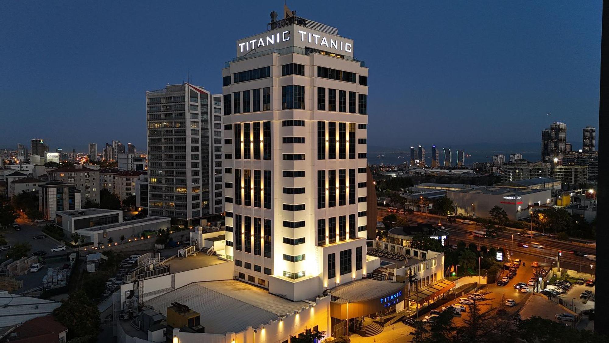 Titanic Business Kartal 5*