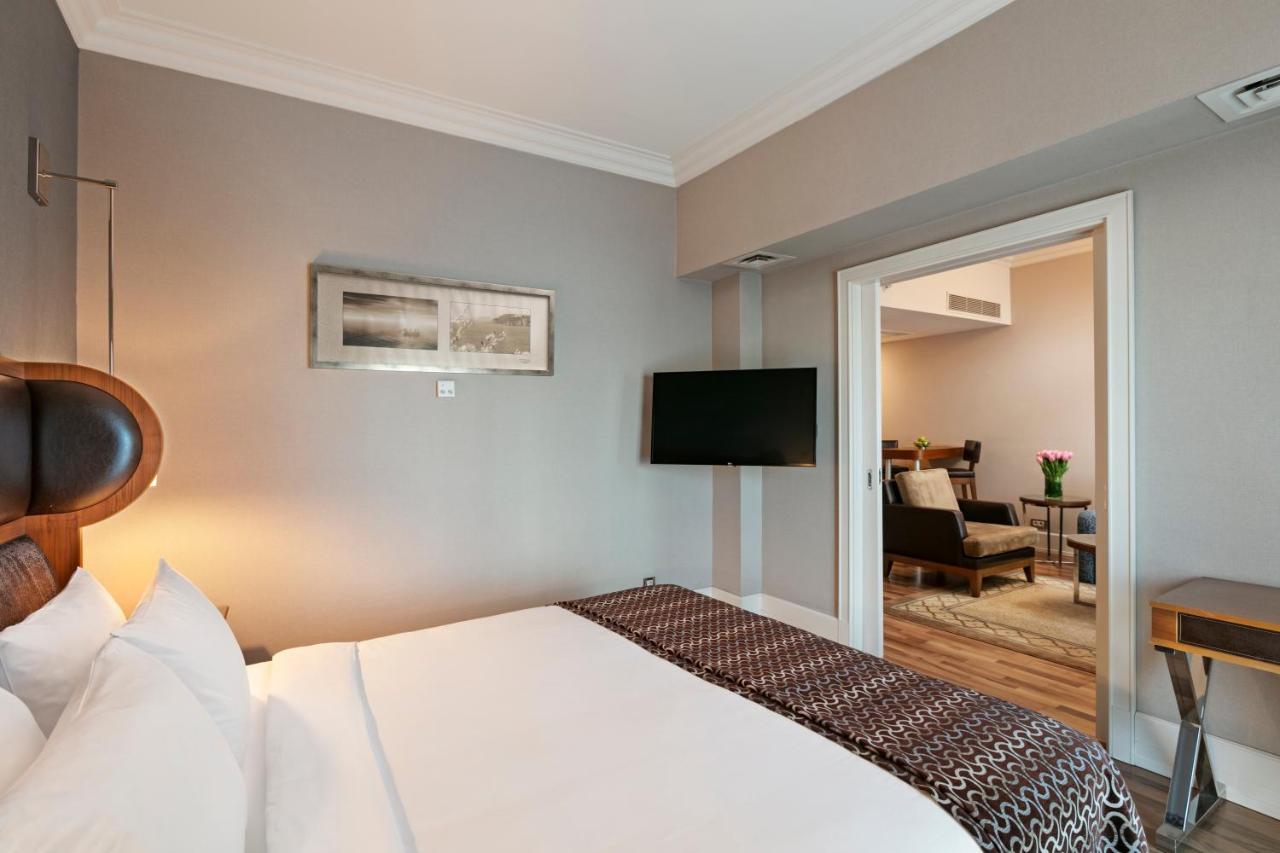 Otel Titanic Business Kartal 5*