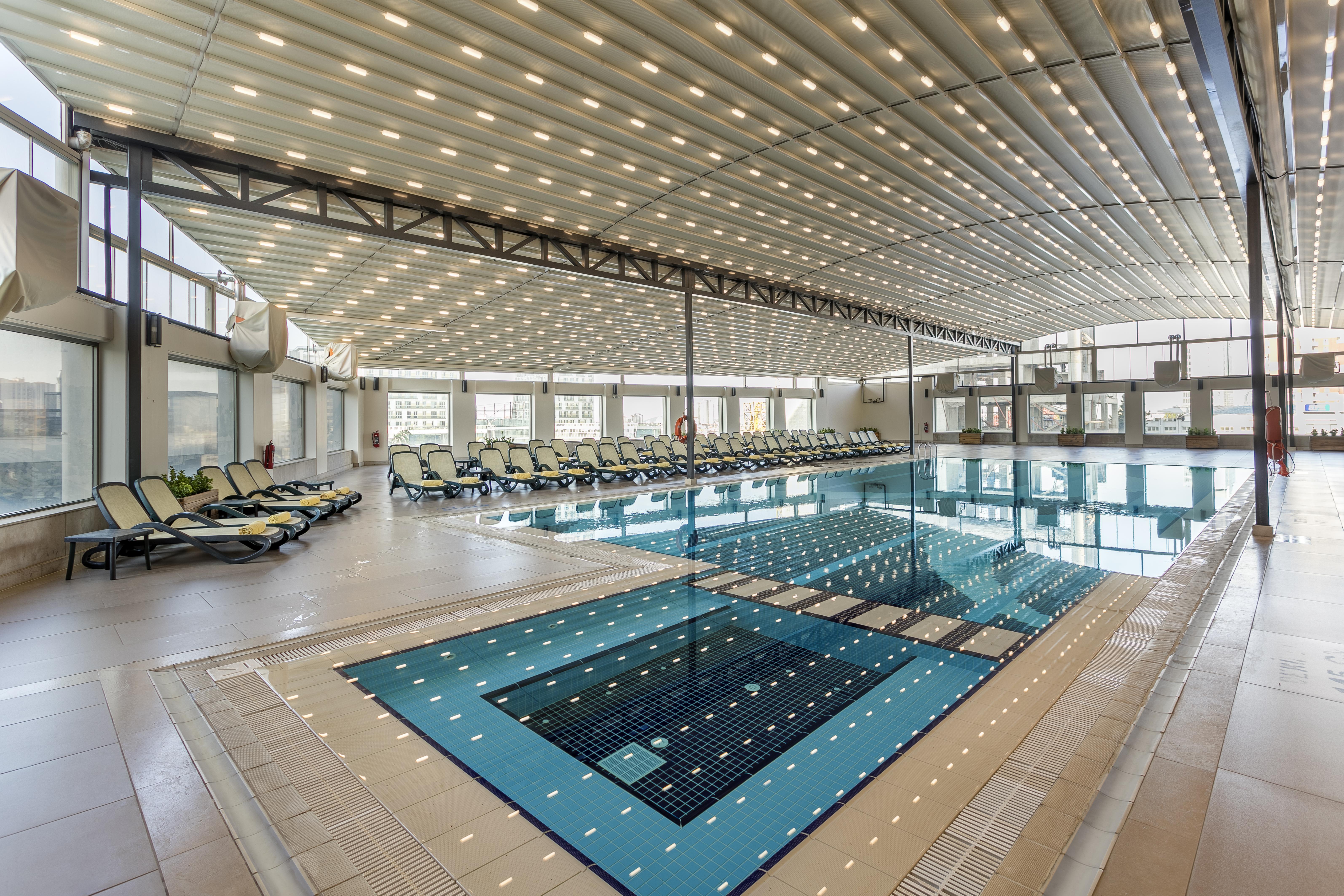 Otel Titanic Business Kartal